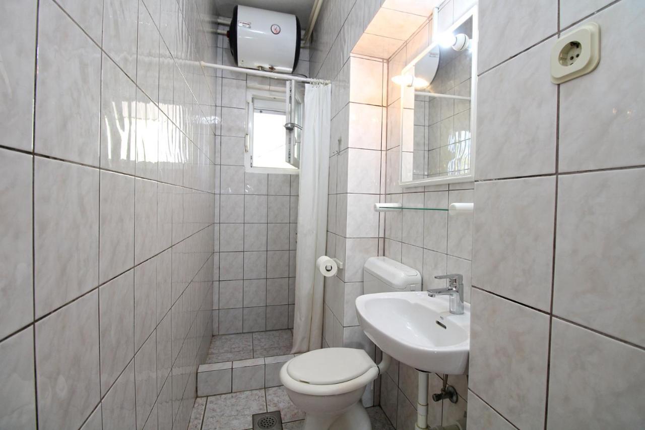 Apartments Valerija 847 Pula Exterior photo