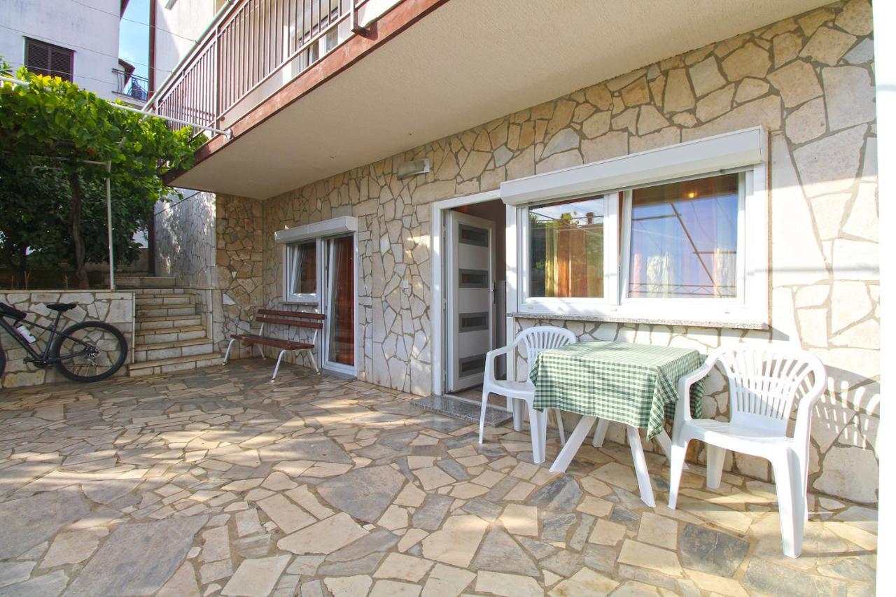 Apartments Valerija 847 Pula Exterior photo